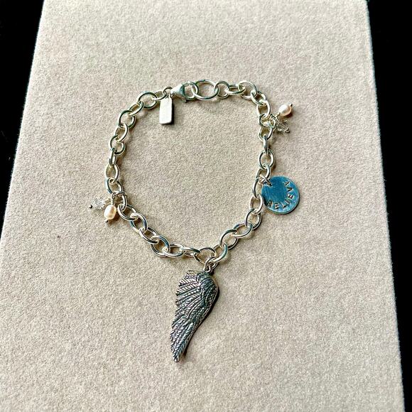Urban Sparrow Silver Tone Charm Bracelet 925 Feather Charm - Picture 1 of 2